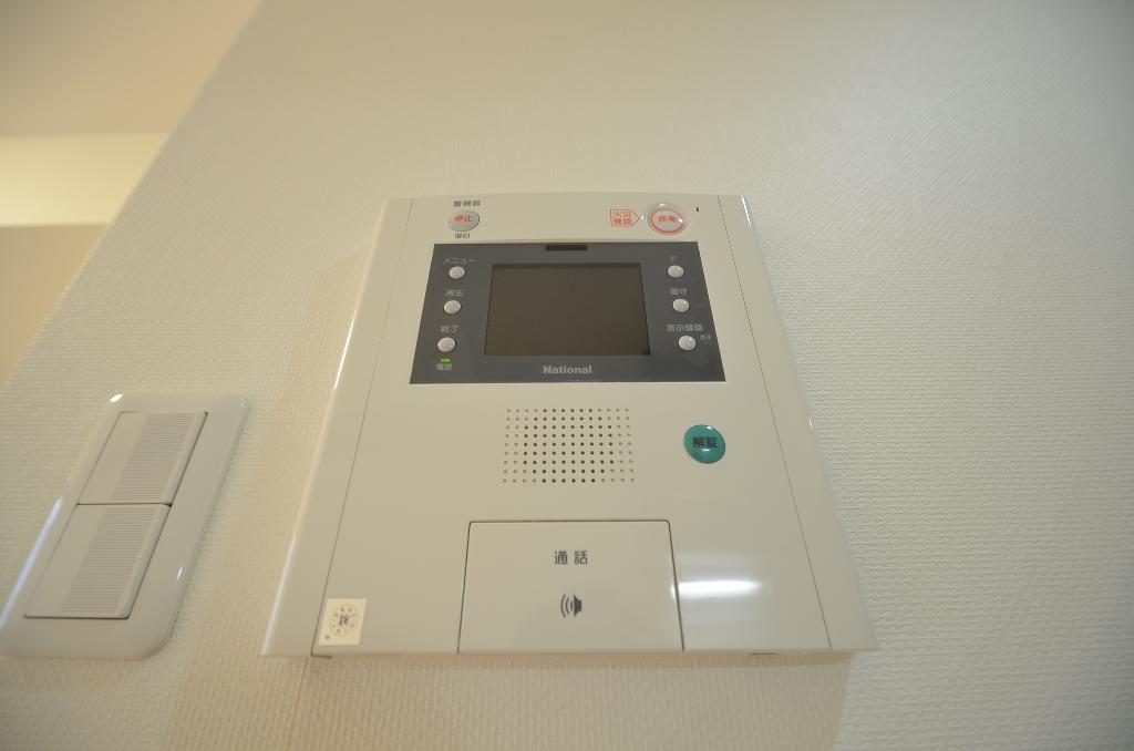 セキュリティ　カメラ付インターホン