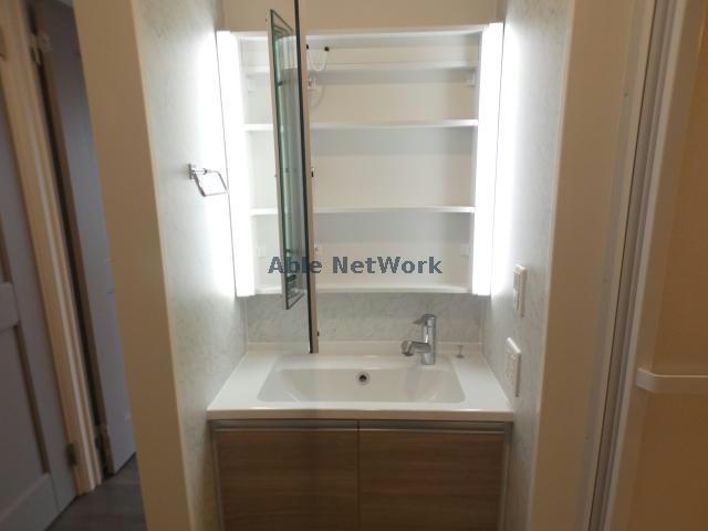 洗面設備　同型タイプ