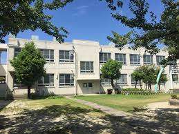 小学校　名古屋市立西中島小学校（小学校）まで675m