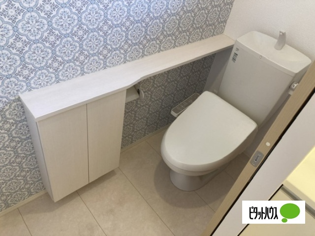 トイレ　トイレ