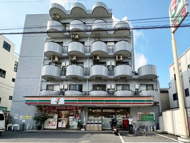 コンビニ　セブンイレブン吉祥寺中町店（コンビニ）まで328m