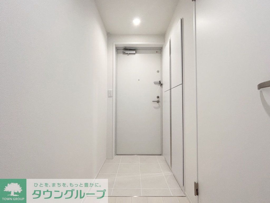 玄関　お部屋探しは株式会社　タウンハウジング　までお気軽にお問合…