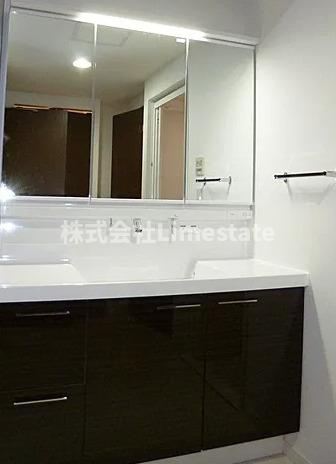 洗面設備　別部屋参考写真