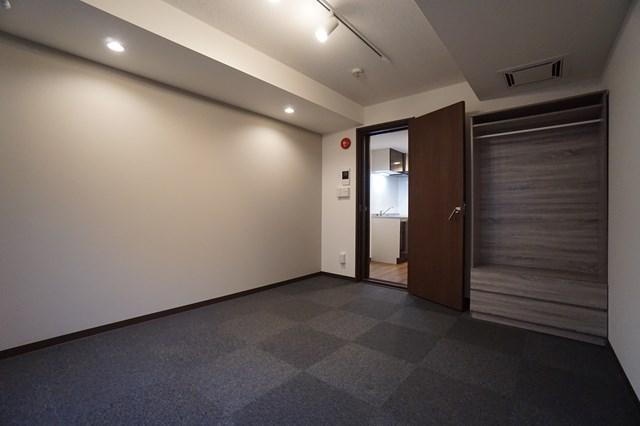 居室・リビング　☆明るい洋室☆