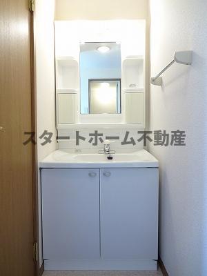 洗面設備　広い洗面スペース