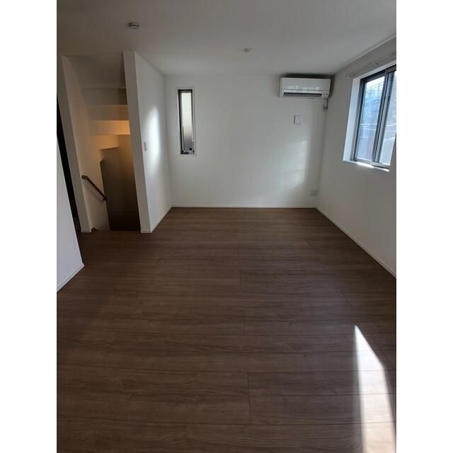 居室・リビング　居間です