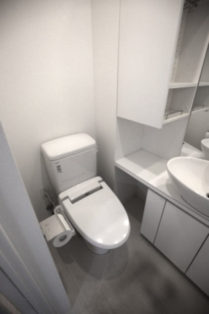 トイレ　トイレ