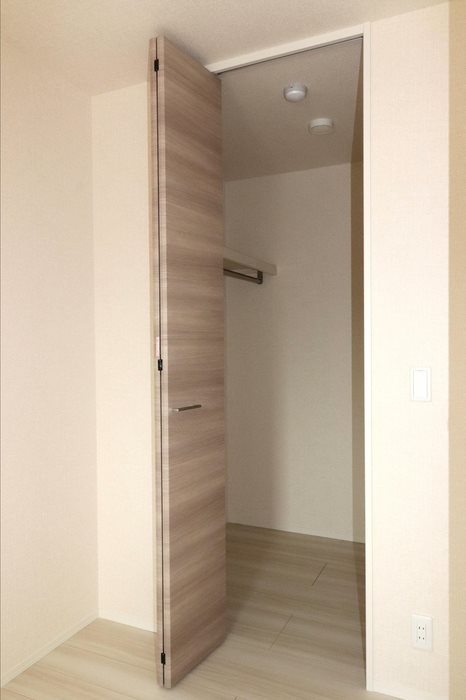 収納　ウォークインクローゼット