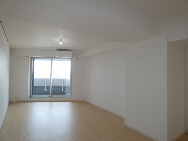 居室・リビング　※別部屋参考写真