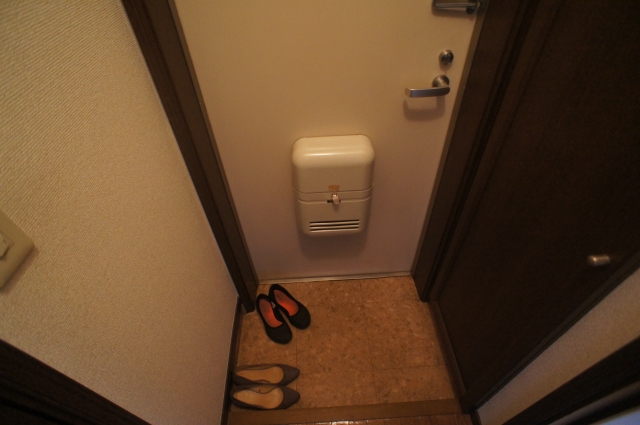 玄関　※前回募集時のお写真です