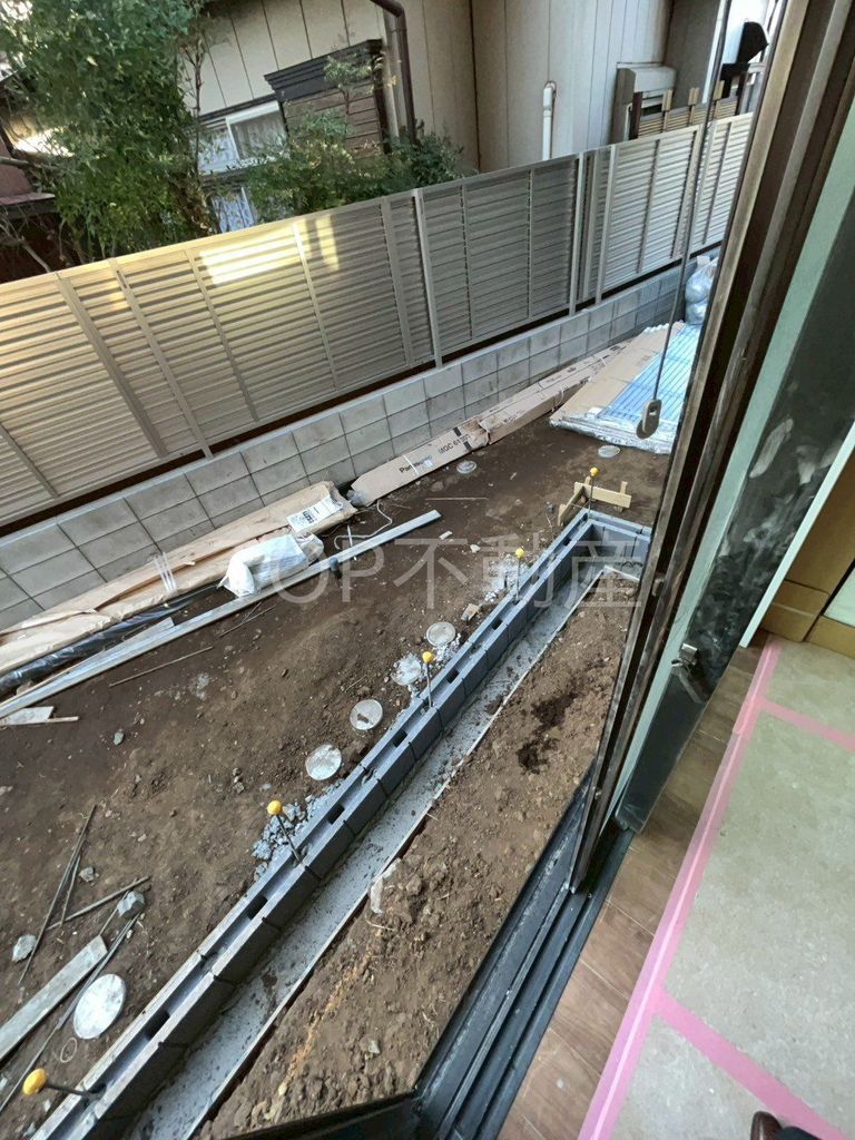 バルコニー　バルコニー