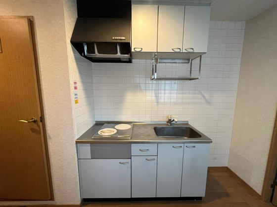 キッチン　※別部屋の写真です