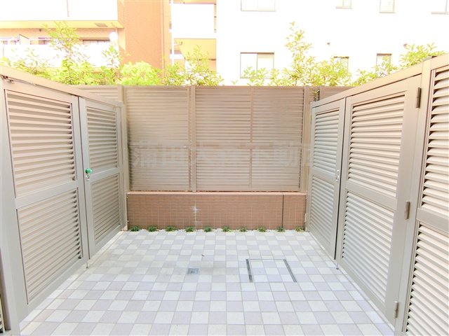 バルコニー　バルコニー