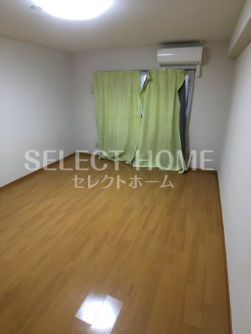 その他部屋・スペース　落ち着いて過ごせるお部屋なので、寝室にいかがでしょうか