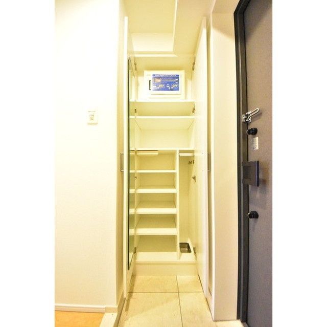 玄関　（別タイプ参考写真）ハーモニーレジデンス山手大塚　豊島区北大