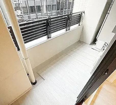 バルコニー　お洗濯にも便利なバルコニー付き