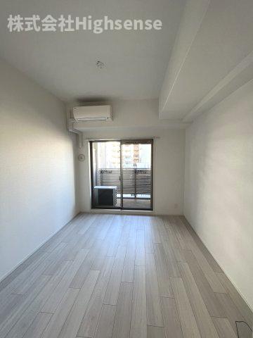 居室・リビング　コンパクトで使いやすい洋室です