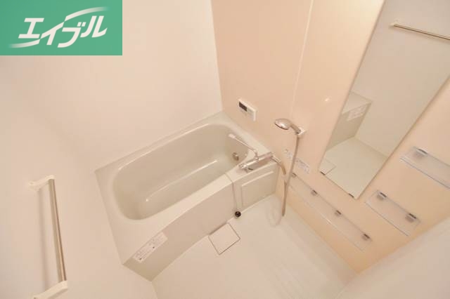 バス・シャワールーム　追い焚き機能付バス