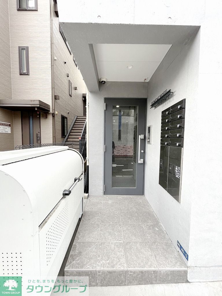 エントランス　エントランス