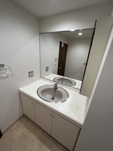 洗面設備　独立洗面台