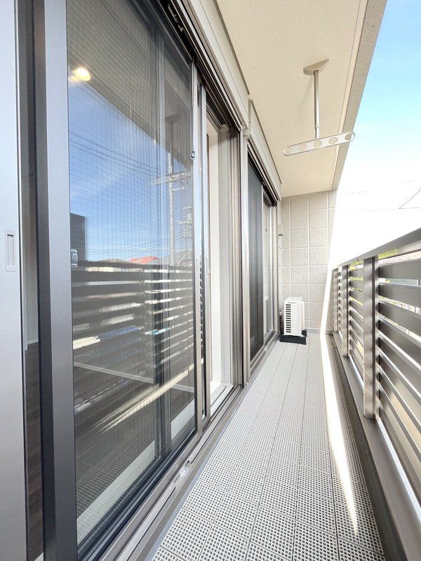 バルコニー　バルコニー