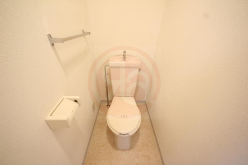 トイレ　清潔感のあるトイレです