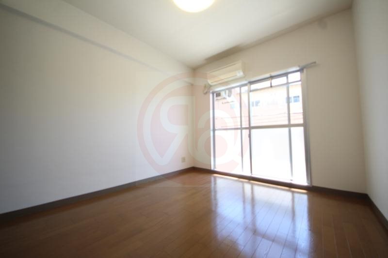 居室・リビング　使いやすい居間です