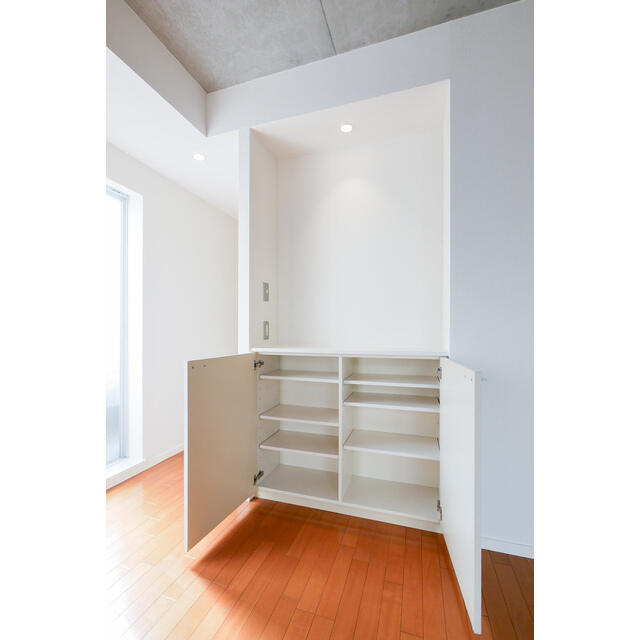 居室・リビング　リビング・収納