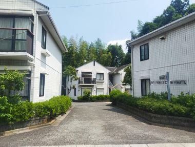 エントランス　外観