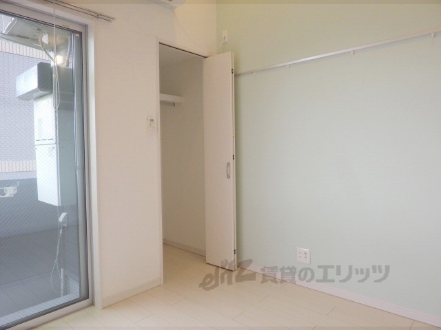 居室・リビング　洋室