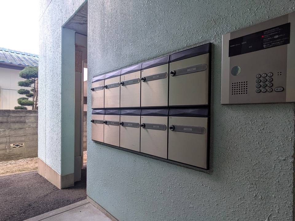 エントランス　メールBOX