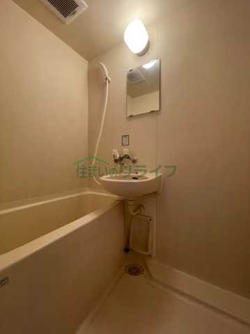 バス・シャワールーム　ベルジェ世田谷区役所前