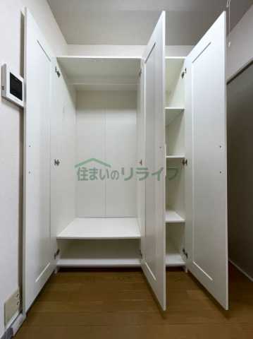 収納　ベルジェ世田谷区役所前