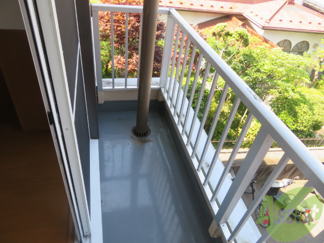 バルコニー　バルコニーがあると外干しもしやすいですよね。