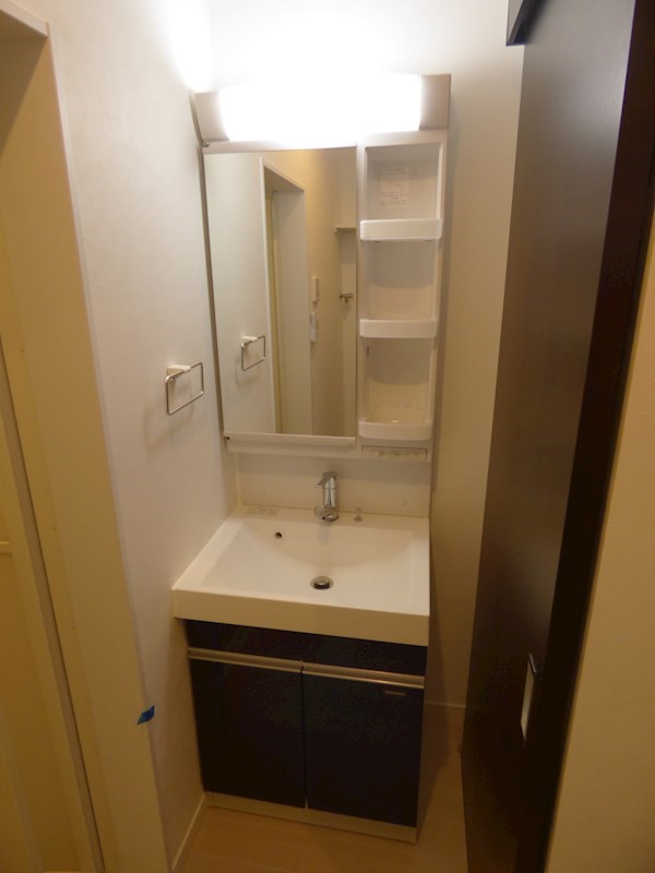 洗面設備　※同シリーズの別物件の写真です