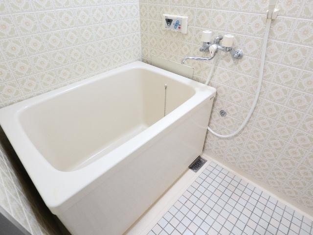 バス・シャワールーム　お風呂です