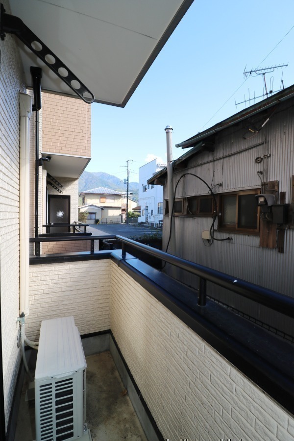 バルコニー　ベランダ