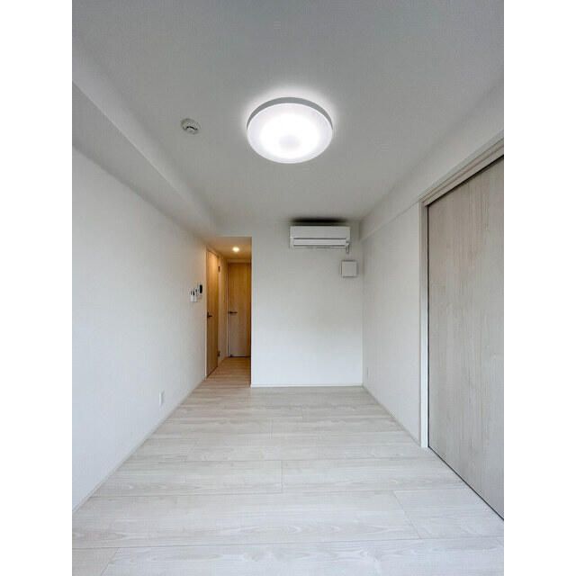 居室・リビング　☆明るい洋室☆