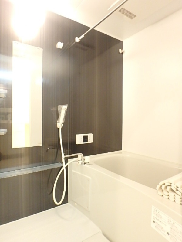 バス・シャワールーム　図面と現状に相違がある場合には現状を優先