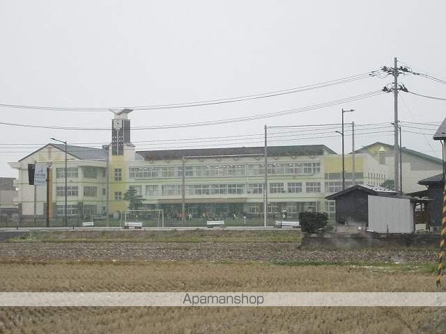 小学校　矢巾町立矢巾東小学校（小学校）まで1320m