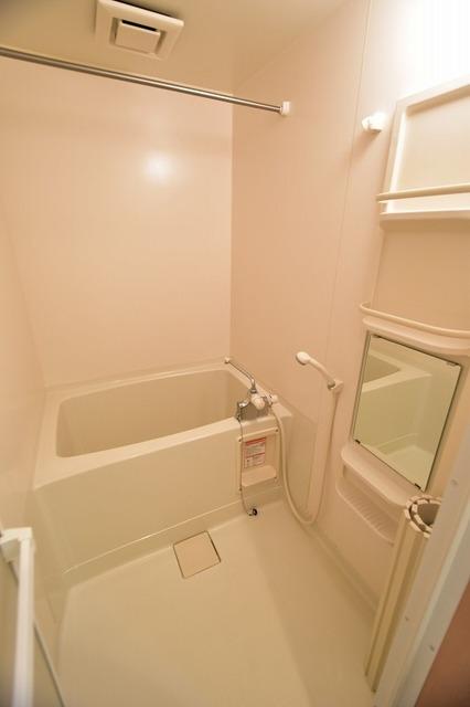 バス・シャワールーム　バストイレ別♪※反転タイプです