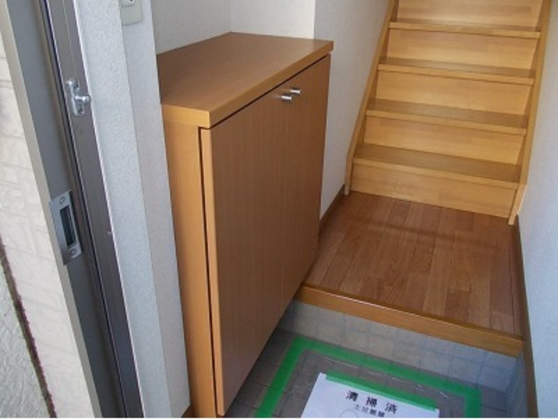 玄関　図面と現状に相違がある場合には現状を優先