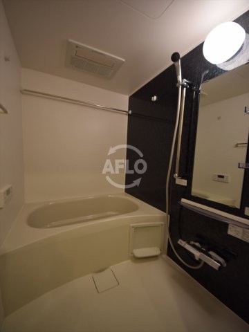 バス・シャワールーム　REIOS谷町（レイオス谷町）　浴室換気乾燥暖房機付バスルー