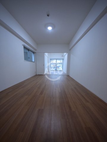 居室・リビング　REIOS谷町（レイオス谷町）　リビング・ダイニングスペース