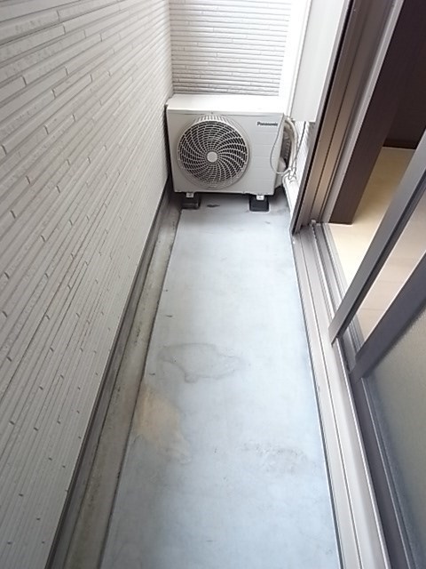 バルコニー　広々としたバルコニーです