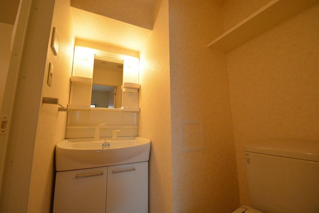 洗面設備　洗髪洗面化粧台