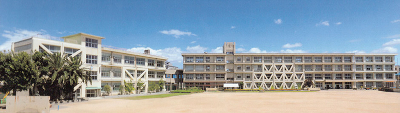 小学校　二見小学校（小学校）まで343m