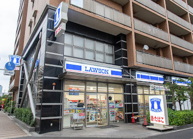 コンビニ　ローソン 港南三丁目店（コンビニ）まで763m