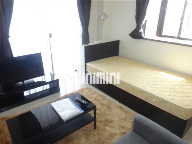 居室・リビング　家具家電付きのお部屋です。