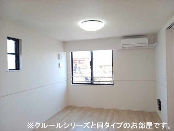 居室・リビング　画像は同建築メーカー施工のもの。色等の違いがある場合有。